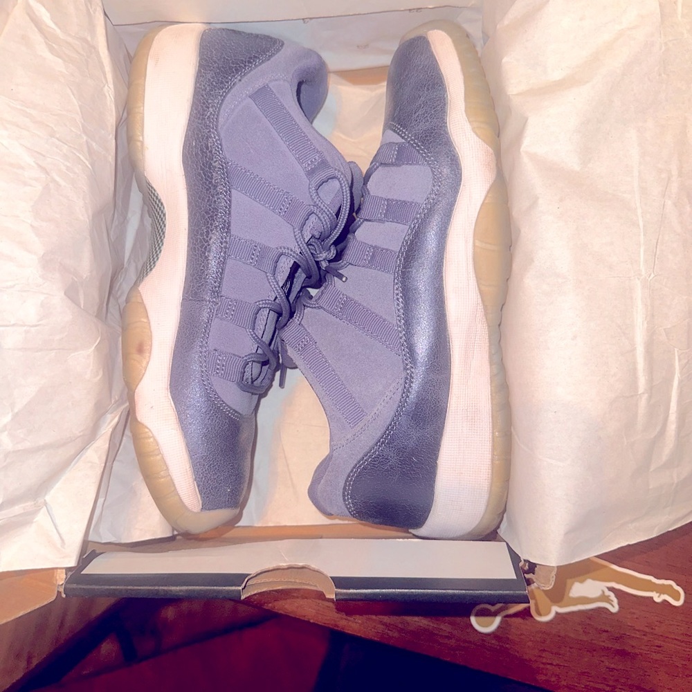 Low Jordan 11 retro. Used.